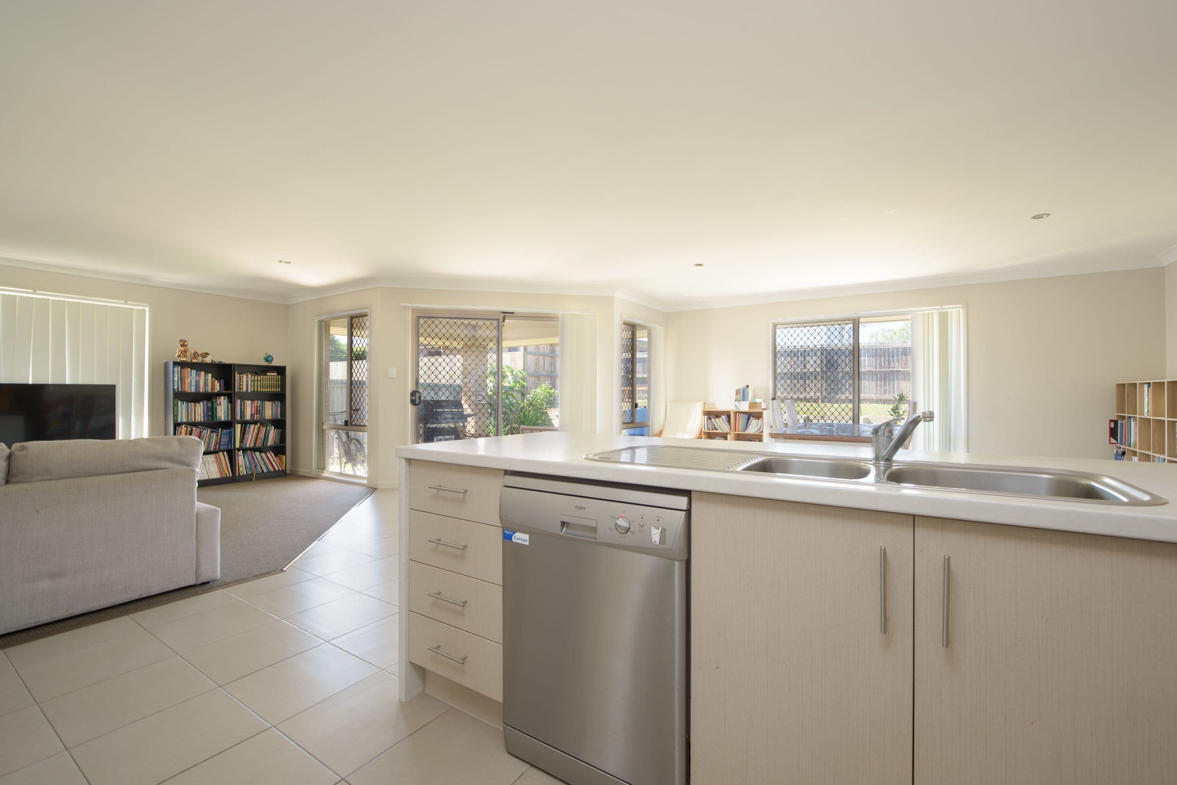 14 Oxford Street, Calliope QLD 4680, Calliope - Thumbnail 3