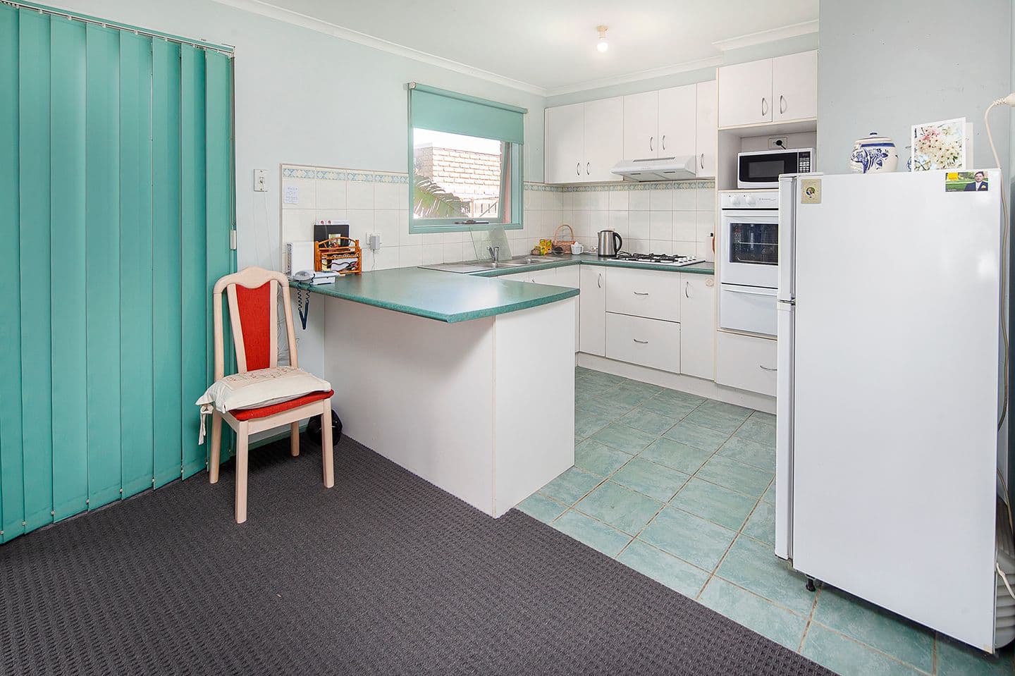 11-13 Alaster Court, Hampton Park VIC 3976, Hampton Park - Thumbnail 3
