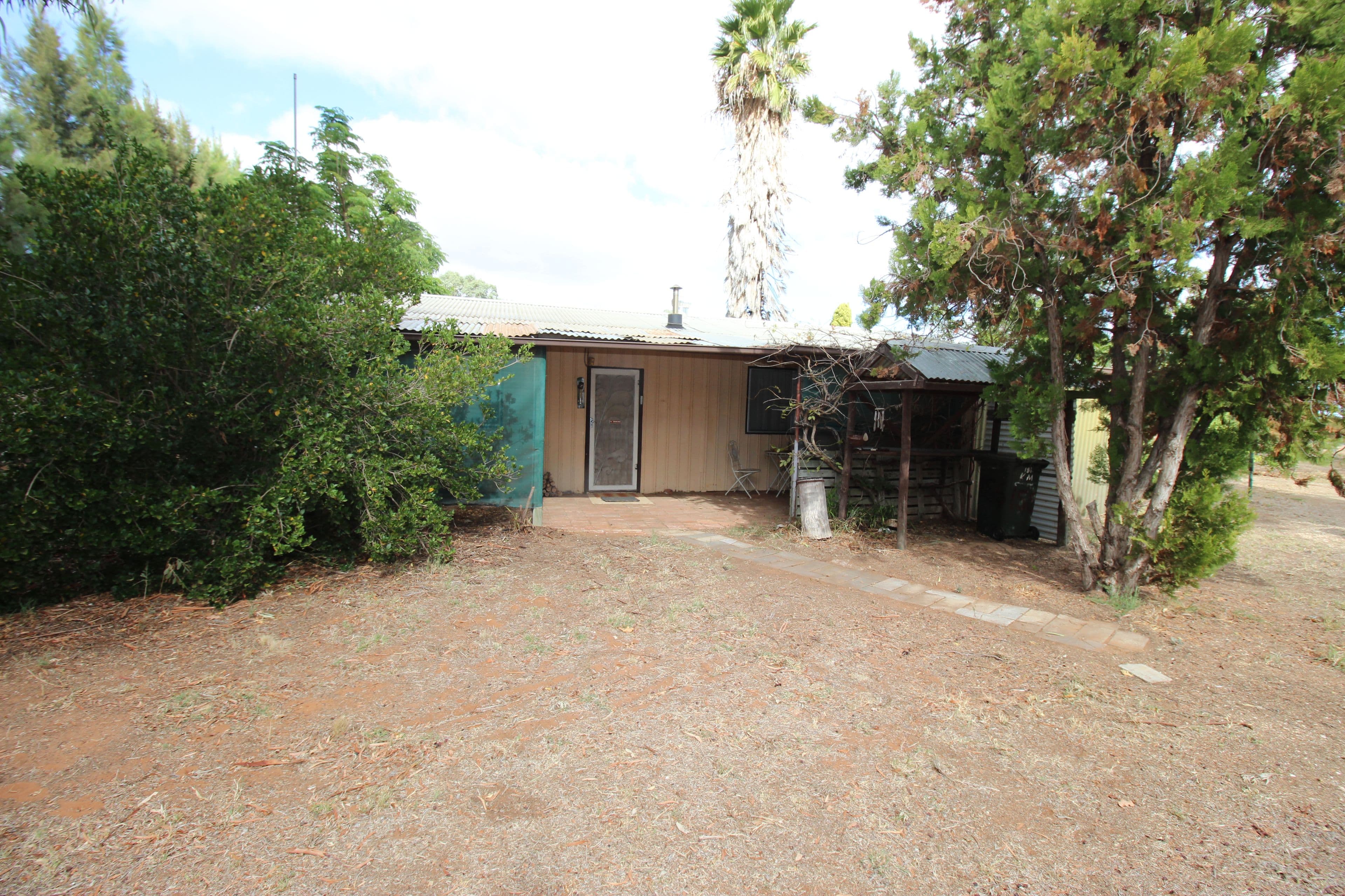 156 Hill Road, WAIKERIE SA 5330, Waikerie - Image 1