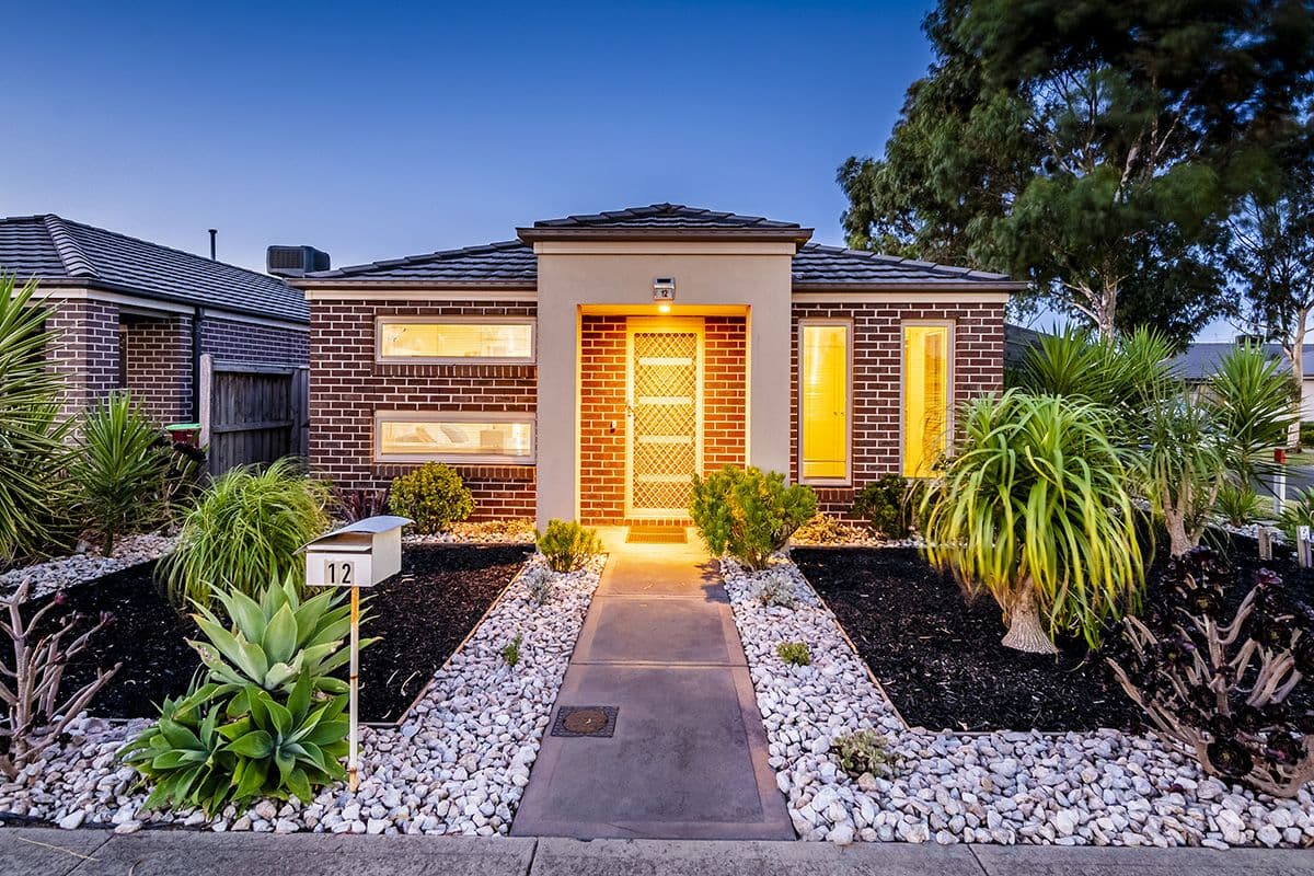 12 Hogan Street, Cranbourne East VIC 3977, Cranbourne East - Image 1