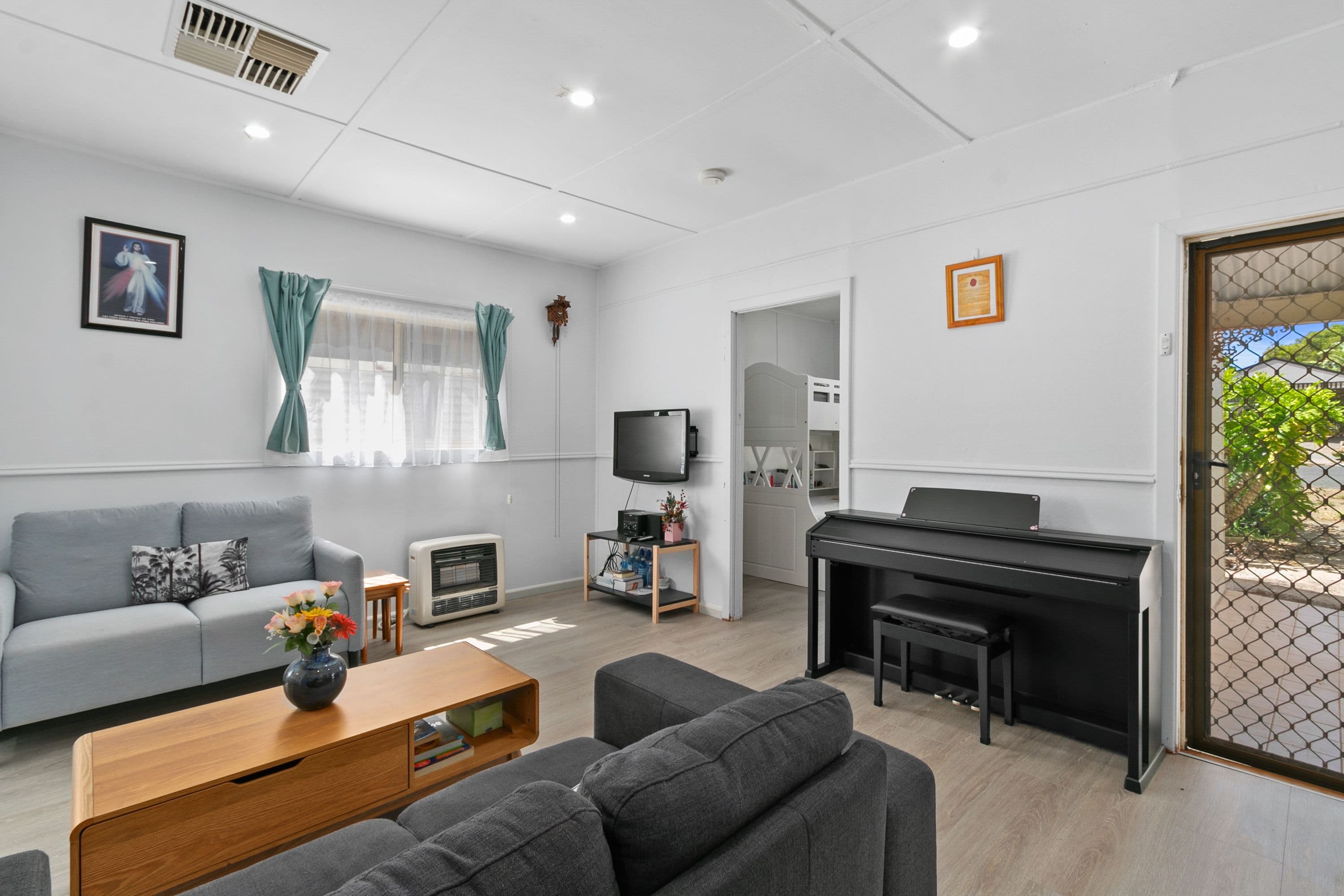 3 Harvey Street, Port Broughton SA 5522, Port Broughton - Thumbnail 8