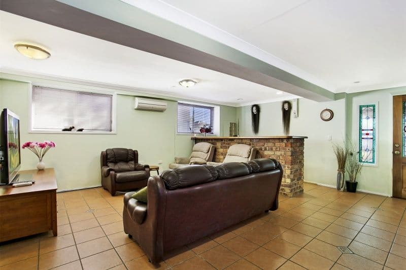 26 St Clements Road, OXLEY QLD 4075, Oxley - Thumbnail 2