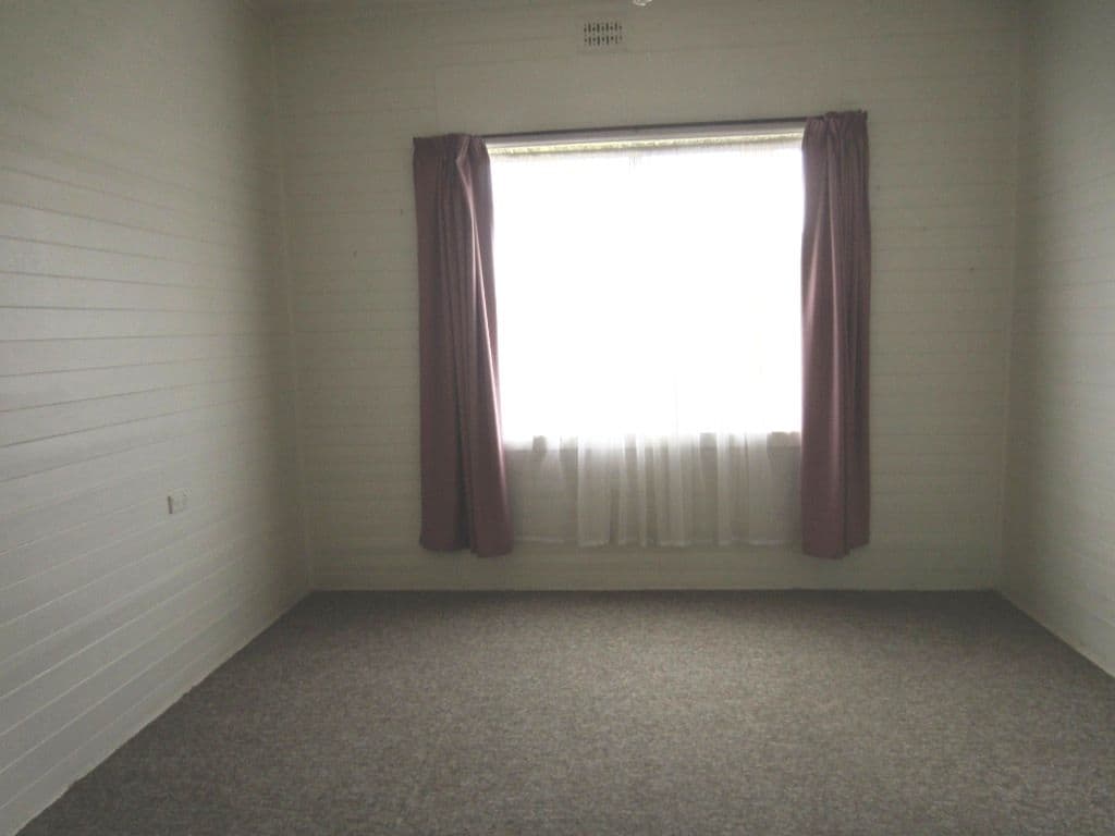 15 Gundagai Road, COOTAMUNDRA NSW 2590, Cootamundra - Thumbnail 8
