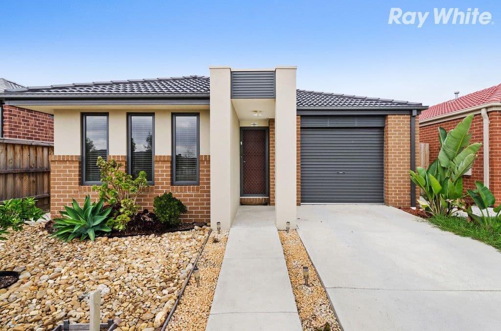 22 Cemetine Terrace, Cranbourne VIC 3977, Cranbourne - Image 1
