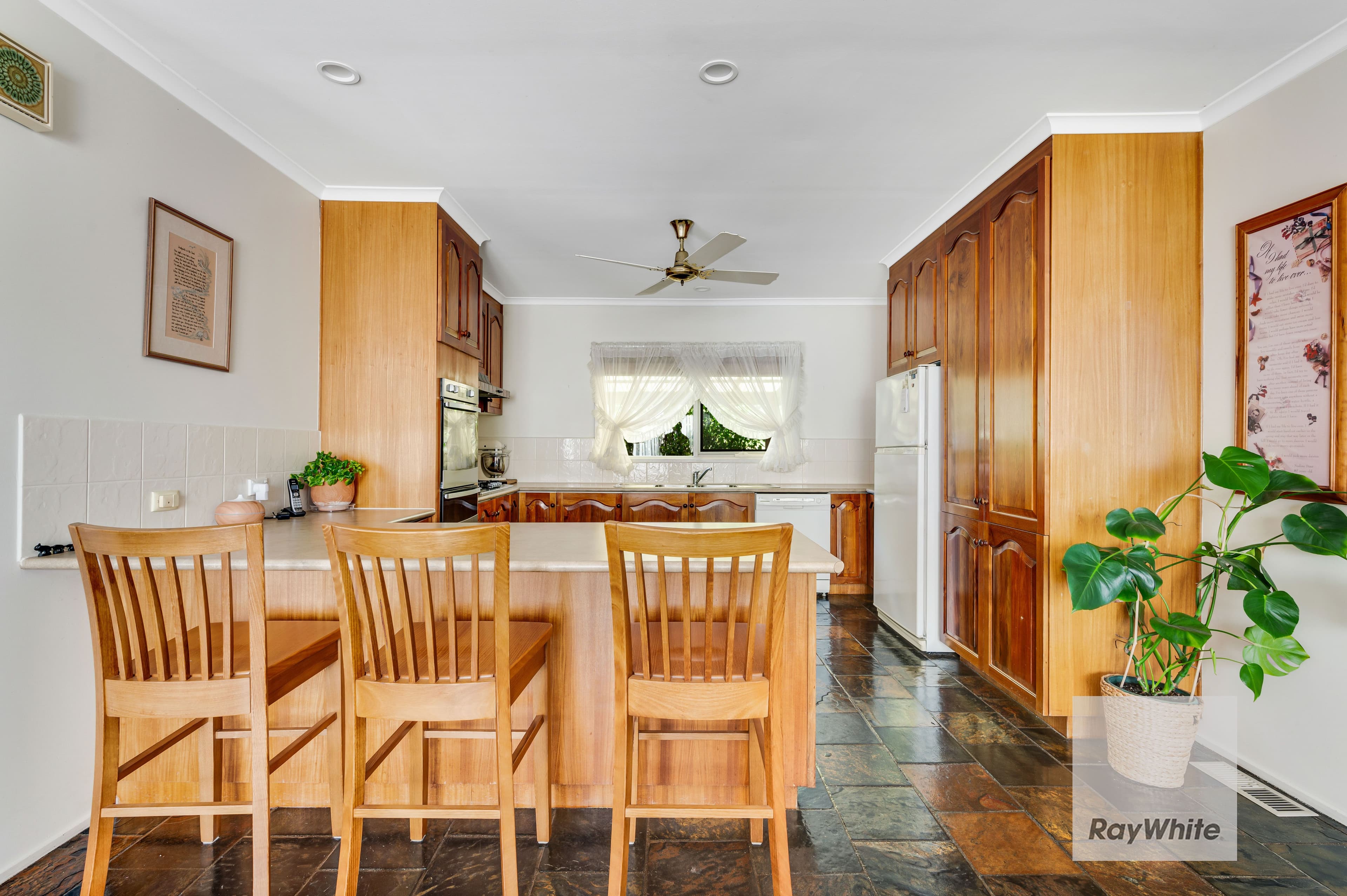 10 Lavery Place, Attwood VIC 3049, Attwood - Thumbnail 6