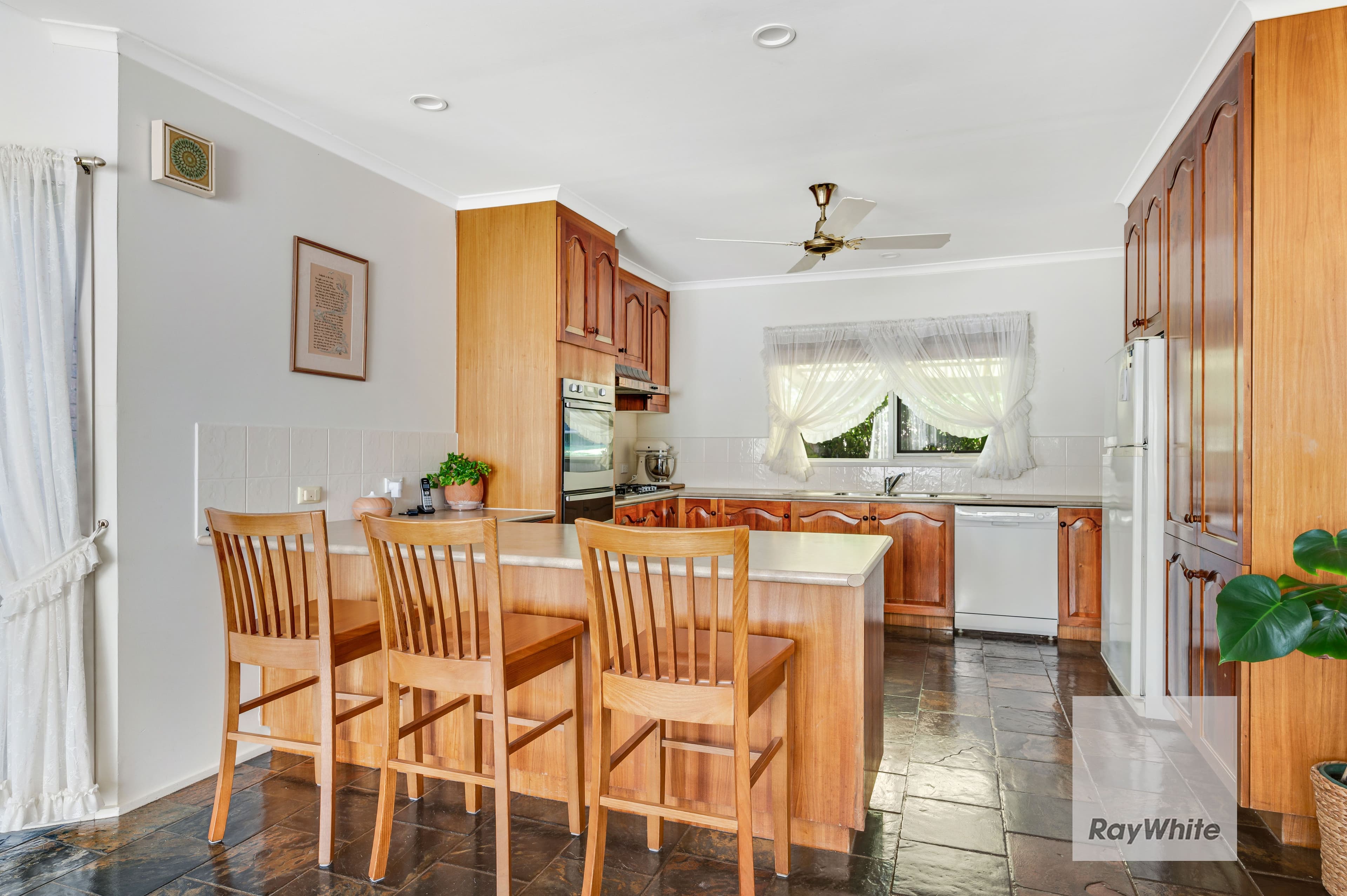 10 Lavery Place, Attwood VIC 3049, Attwood - Thumbnail 8