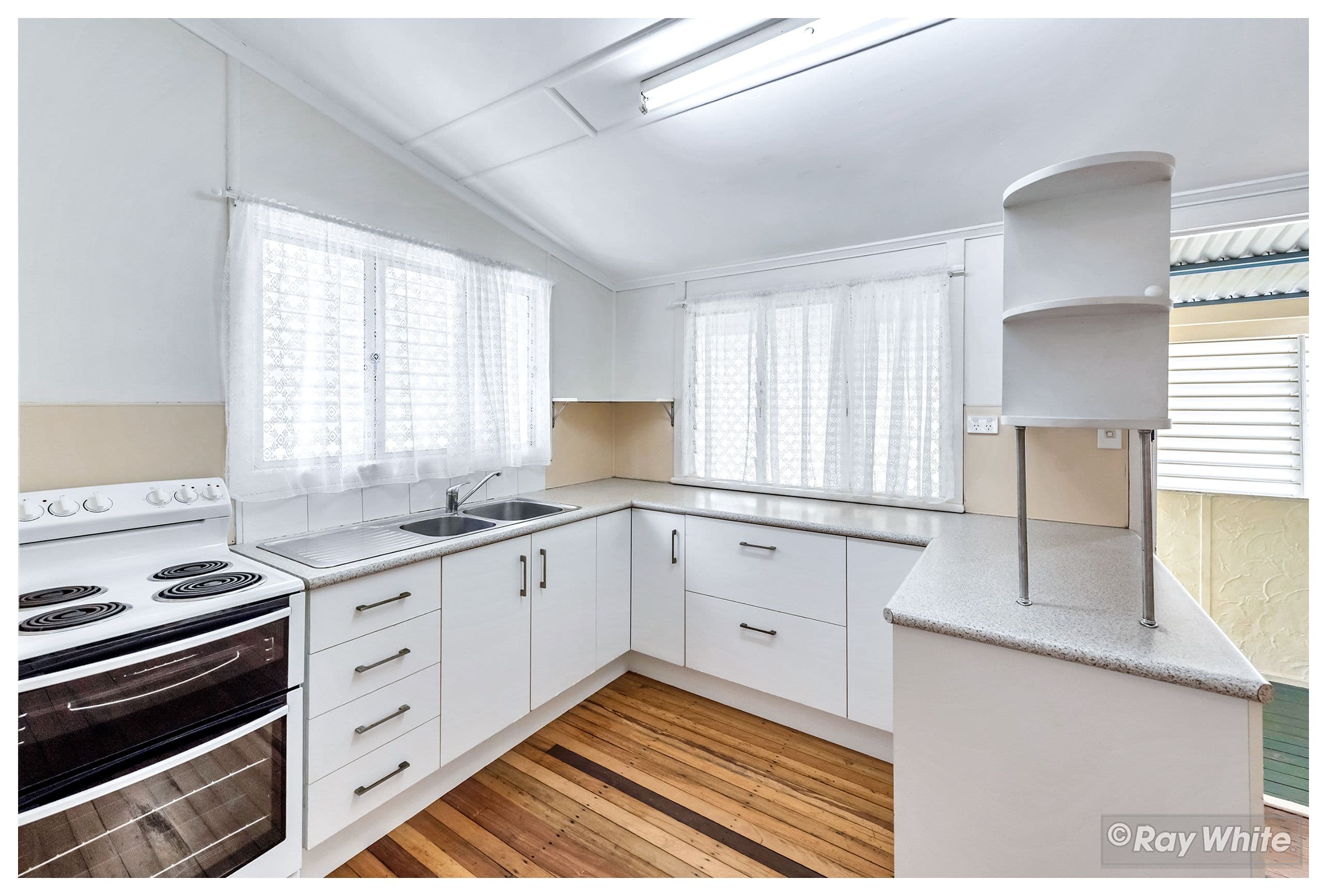 170 Elphinstone Street, Berserker QLD 4701, Berserker - Thumbnail 2