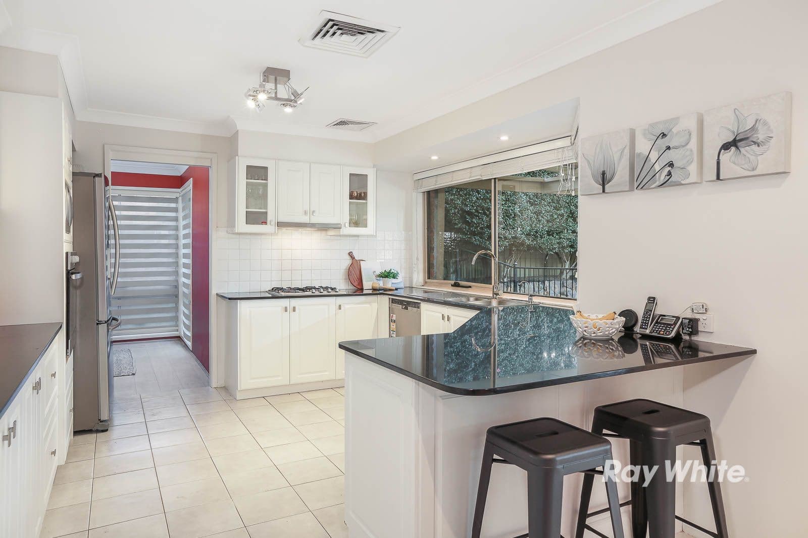 36 Gilbert Road, Glenhaven - Thumbnail 4
