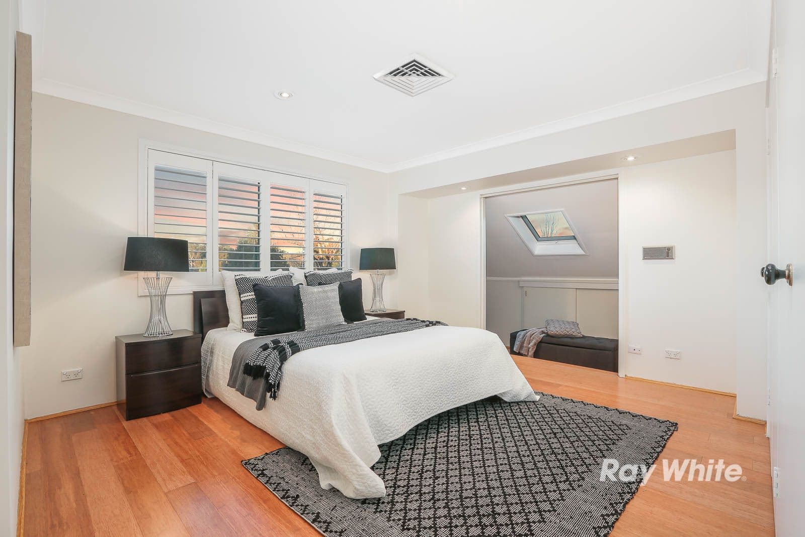 36 Gilbert Road, Glenhaven - Thumbnail 8