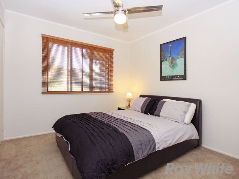 4 Caradon Street, ALBANY CREEK QLD 4035, Albany Creek - Thumbnail 7