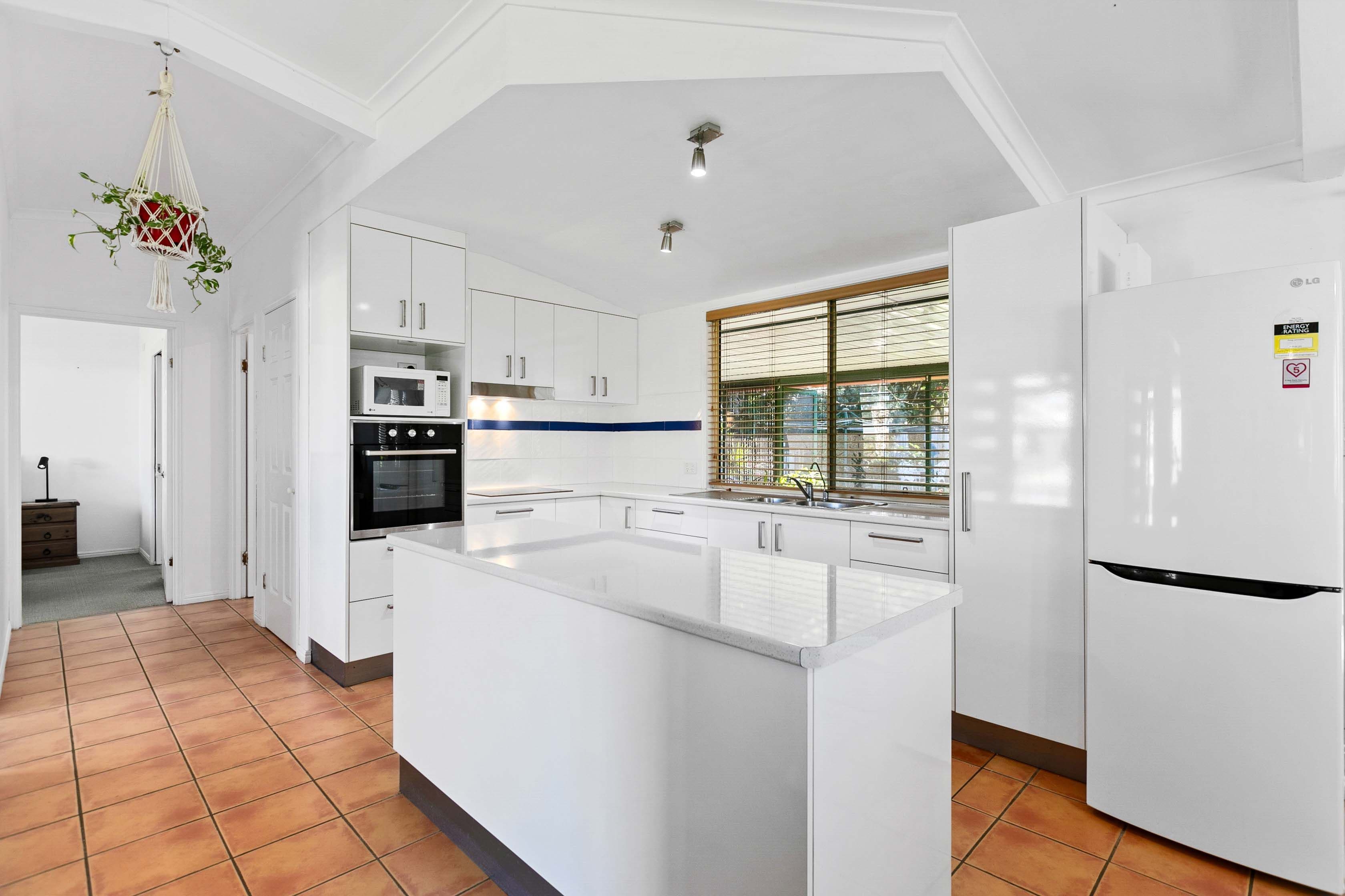 9 O'Regan Drive, Craignish QLD 4655, Craignish - Thumbnail 4