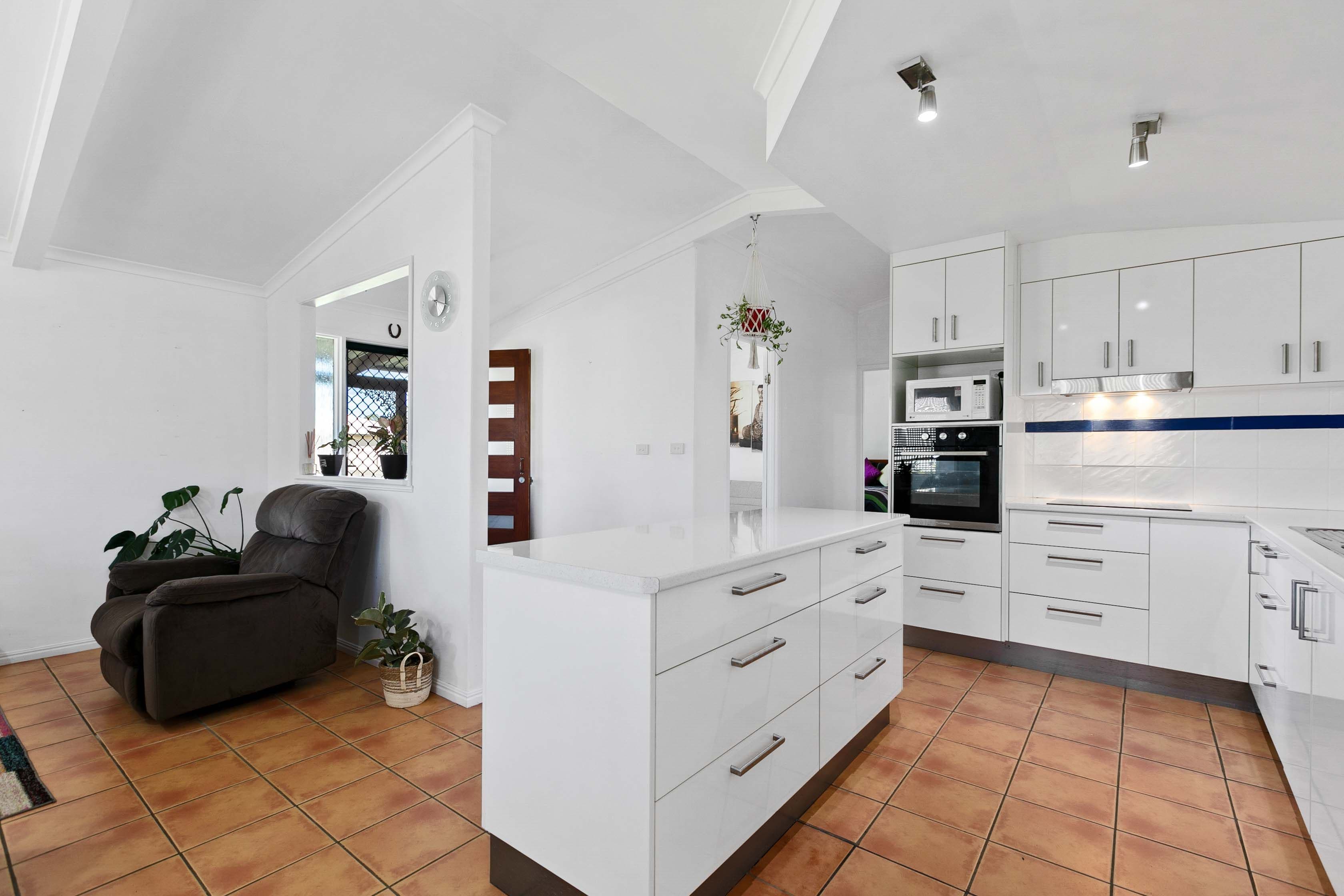 9 O'Regan Drive, Craignish QLD 4655, Craignish - Thumbnail 5