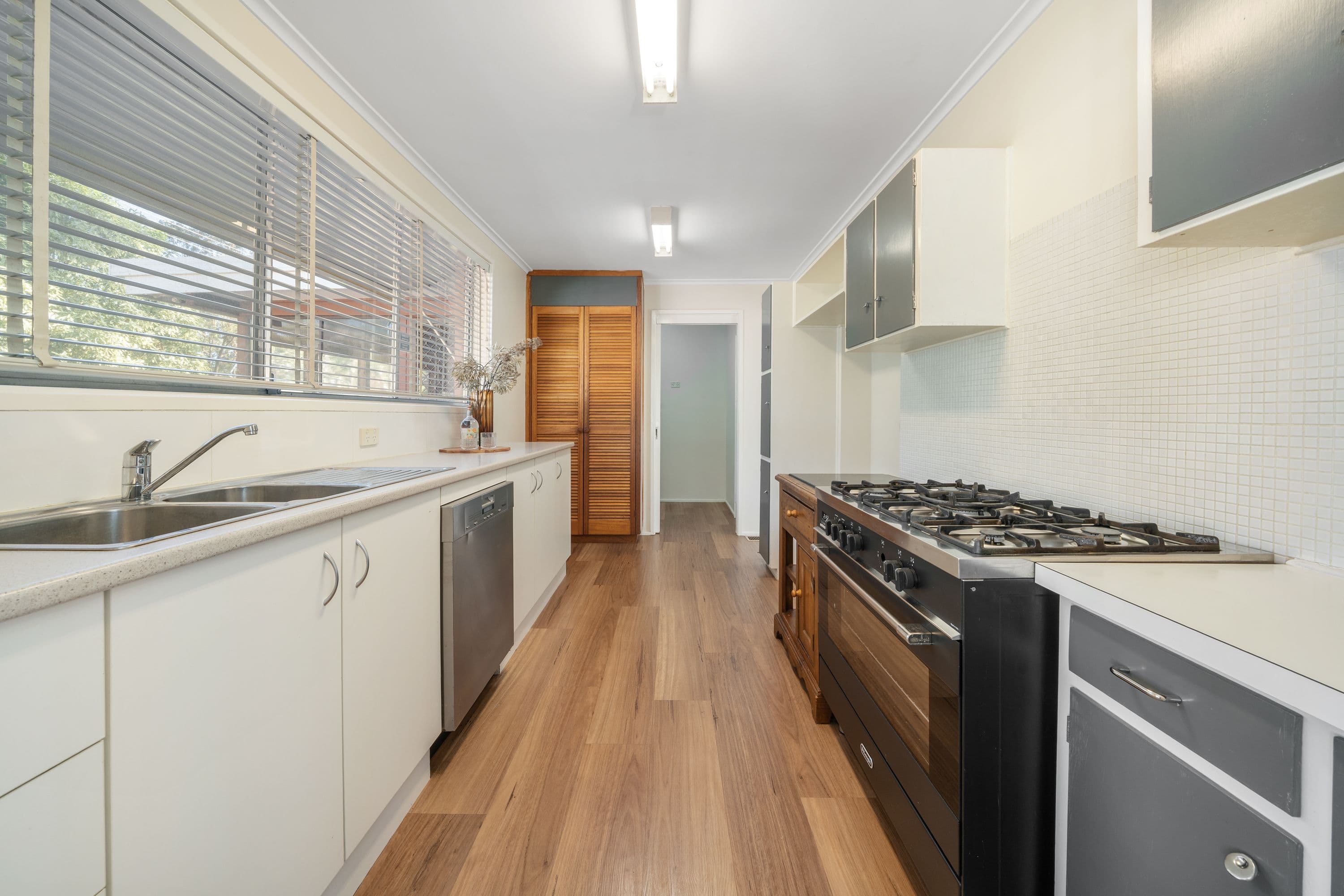 14 Druitt Place, Macquarie ACT 2614, Macquarie - Thumbnail 7