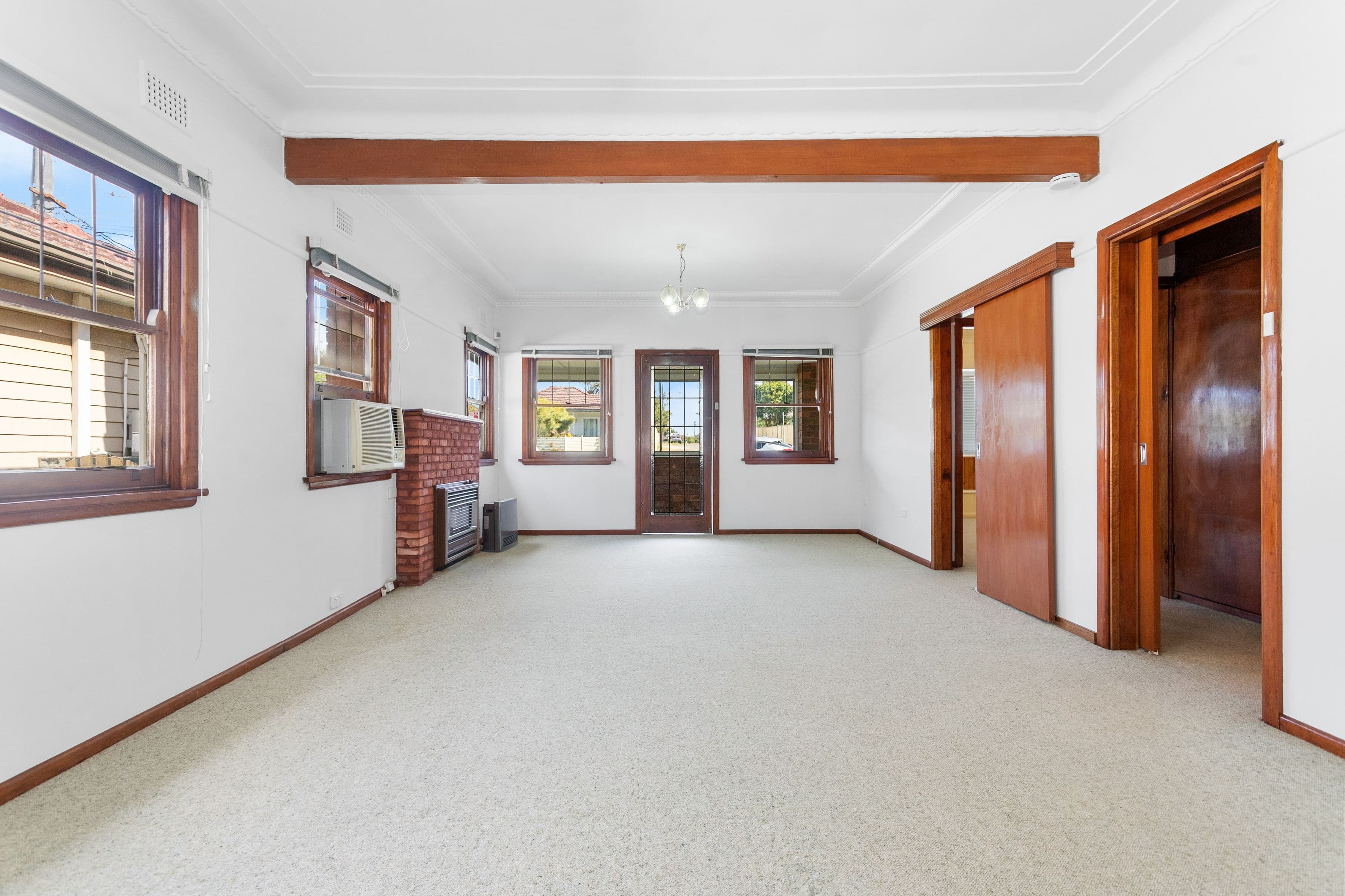 36 Shenstone Road, Riverwood NSW 2210, Riverwood - Thumbnail 2