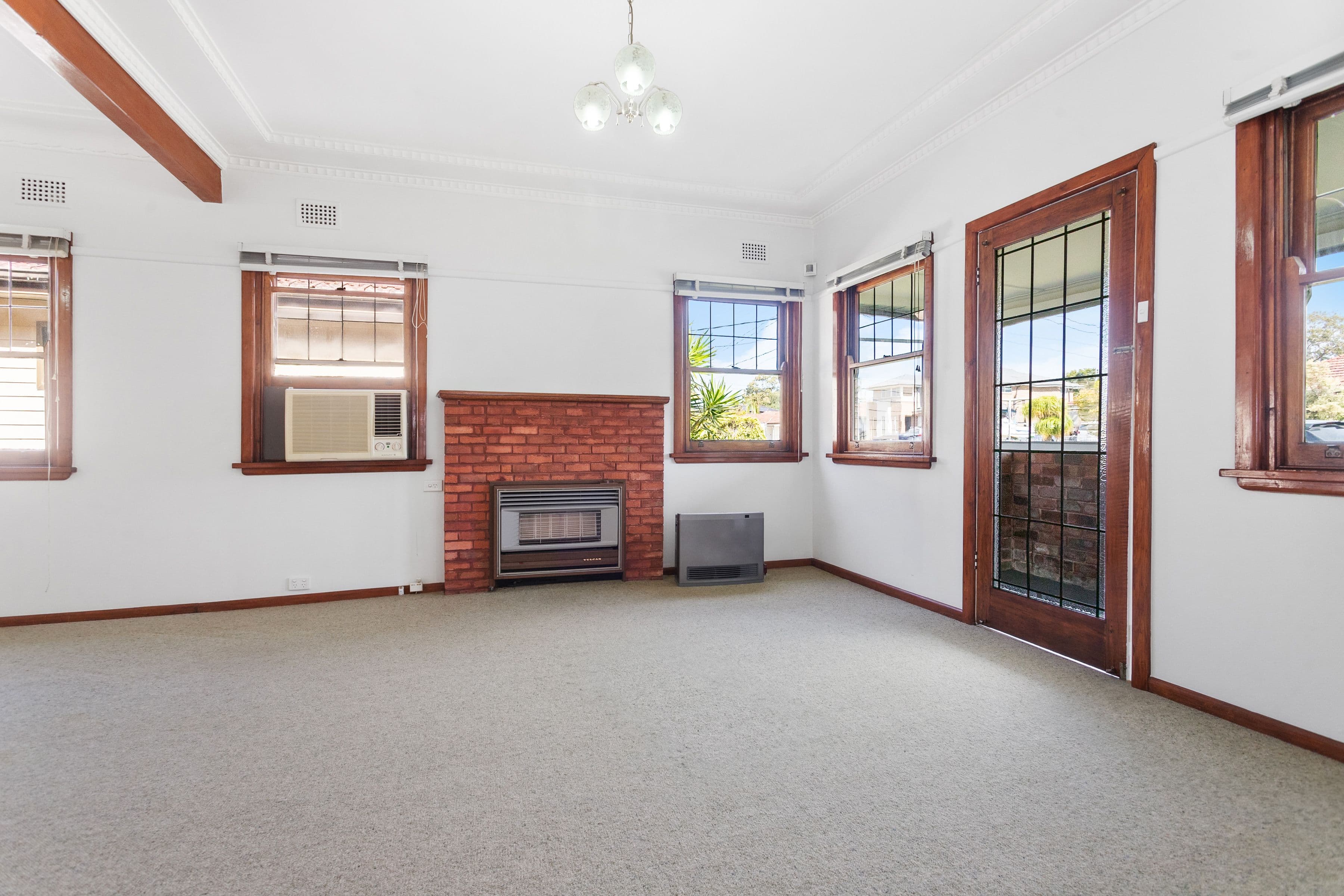 36 Shenstone Road, Riverwood NSW 2210, Riverwood - Thumbnail 3
