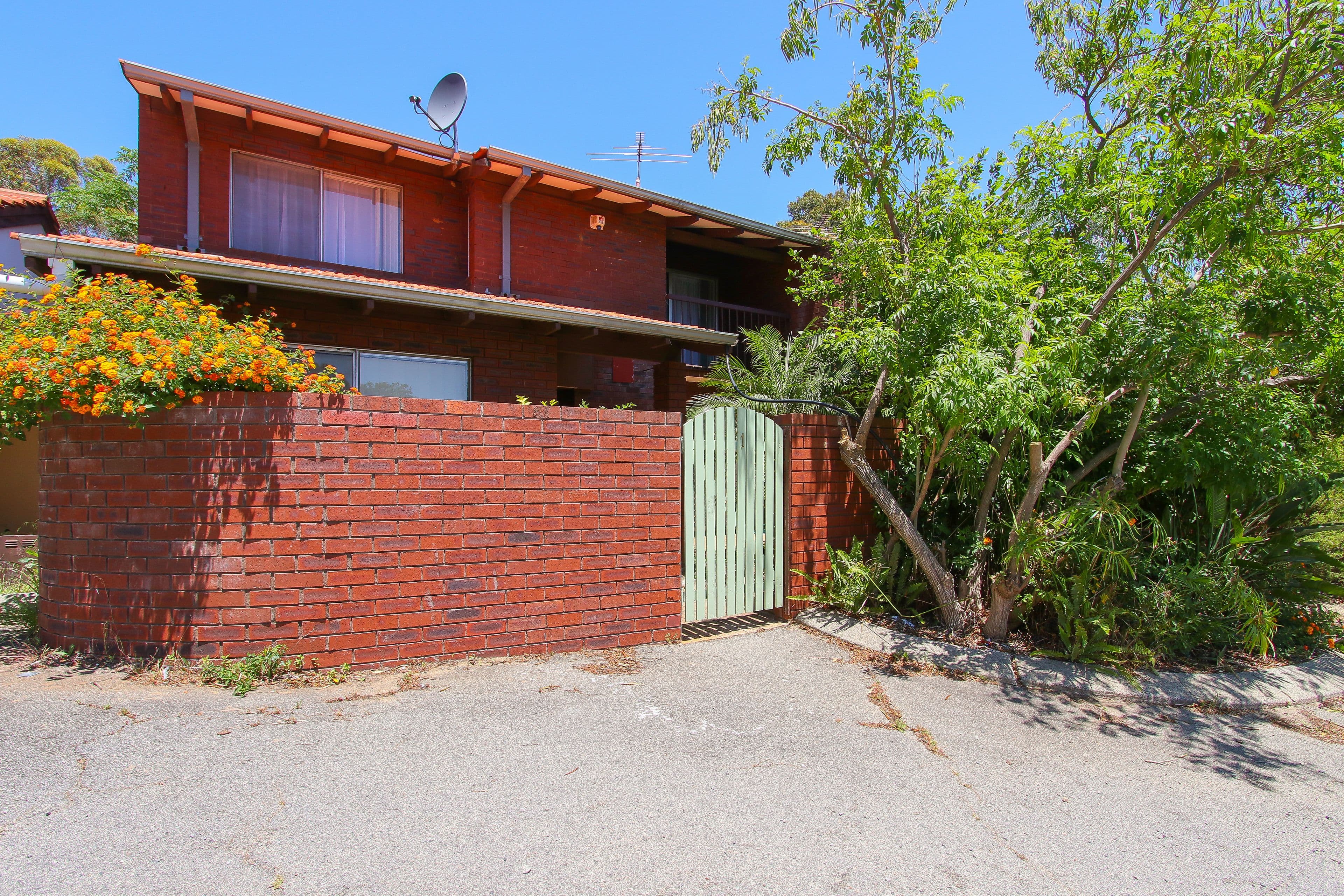 3 Marsh Road, Mount Richon WA 6112, Mount Richon - Thumbnail 2