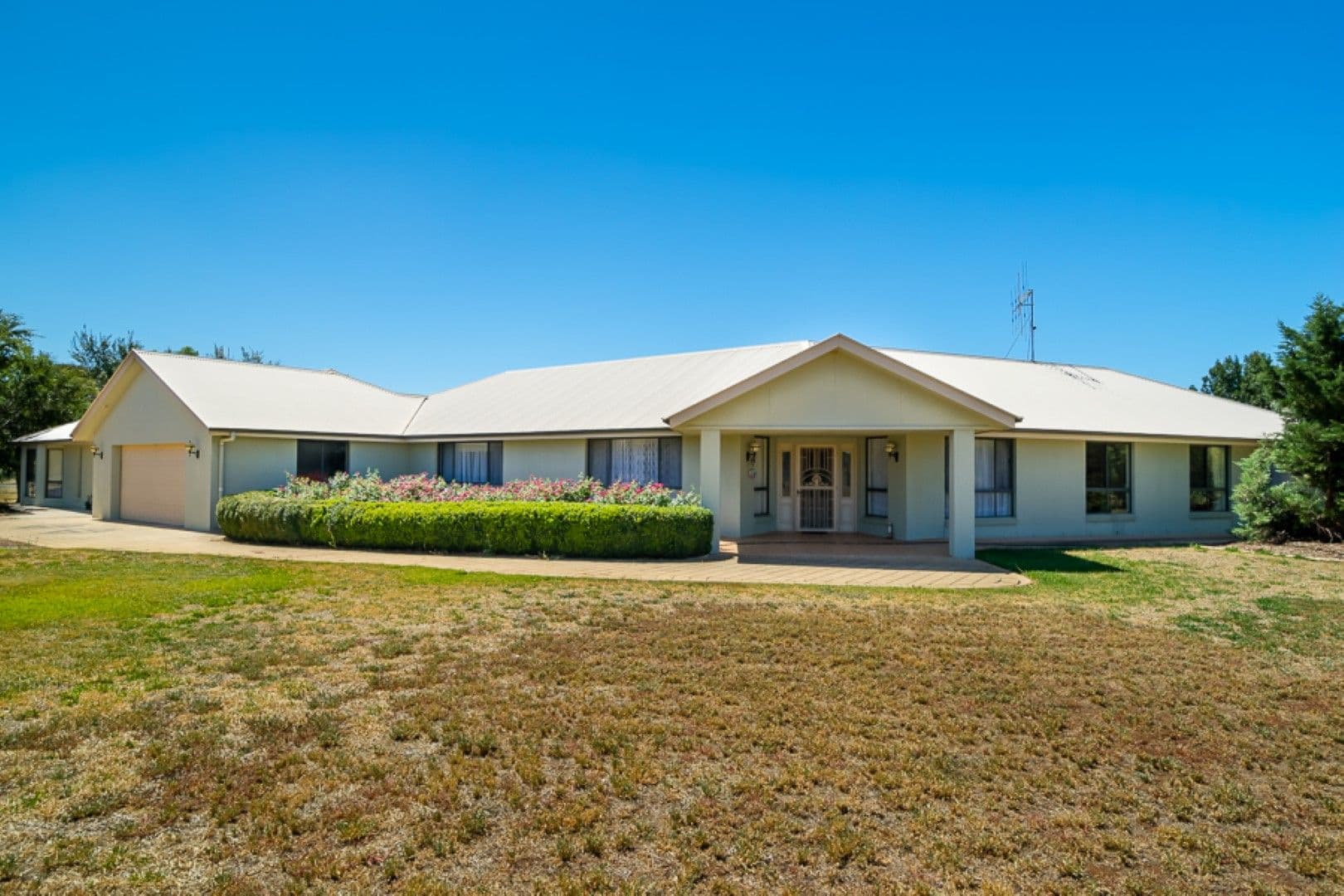 13 Toorale Road, Dubbo - Thumbnail 2