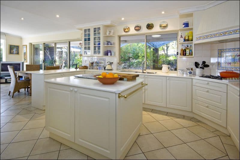 32 Watsonia Road, GOOSEBERRY HILL WA 6076, Gooseberry Hill - Thumbnail 7