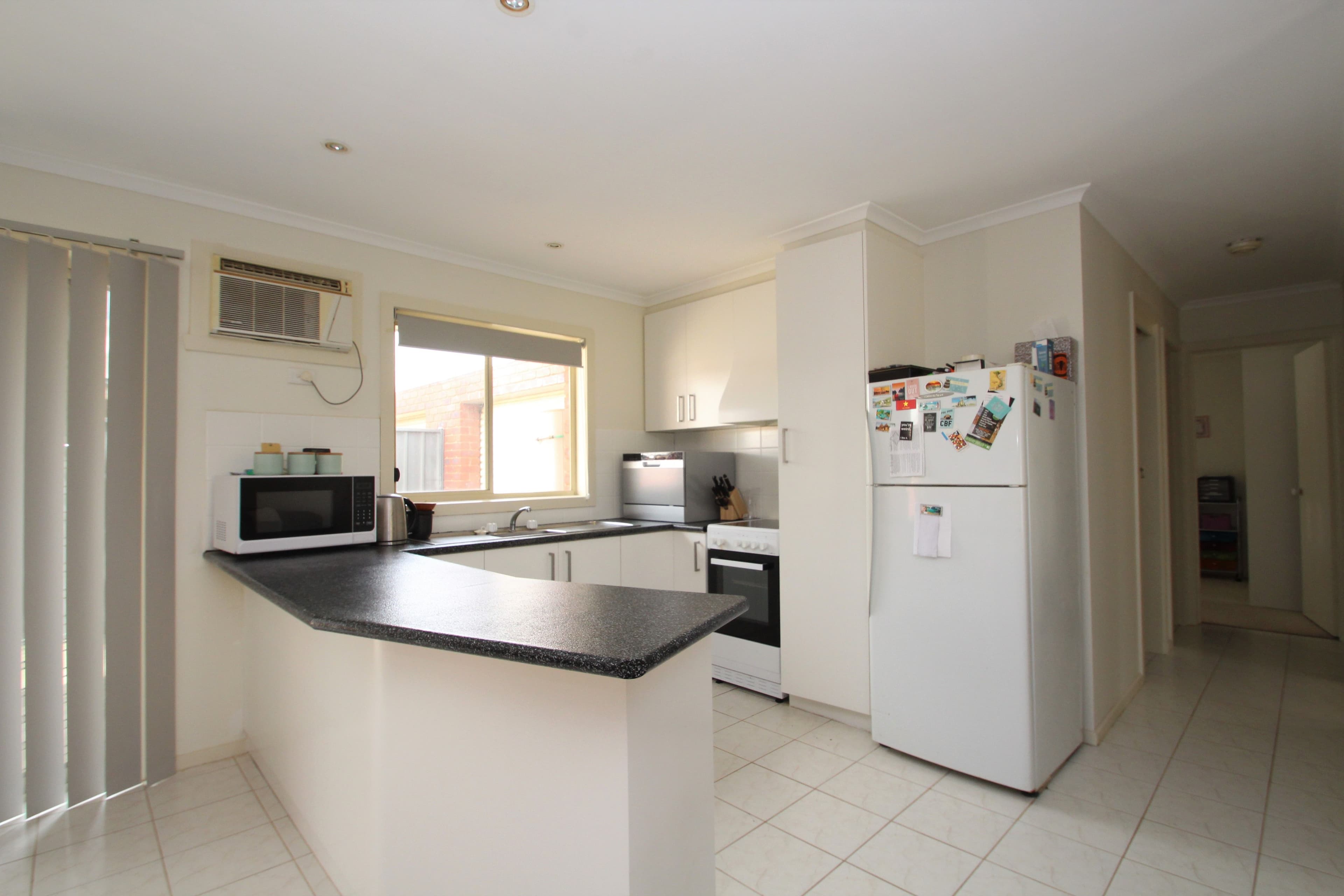 8 Waratah Court, Cobram VIC 3644, Cobram - Thumbnail 4