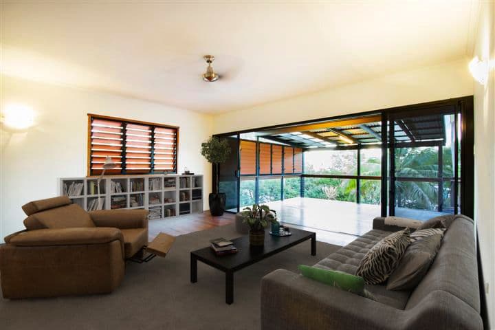 4 Wambiri Street, Cannonvale QLD 4802, Cannonvale - Thumbnail 4