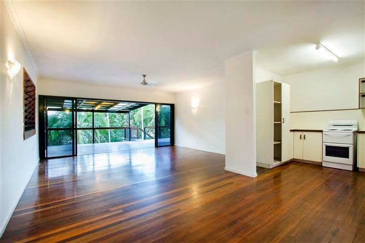 4 Wambiri Street, Cannonvale QLD 4802, Cannonvale - Thumbnail 6
