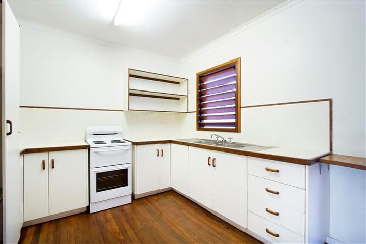 4 Wambiri Street, Cannonvale QLD 4802, Cannonvale - Thumbnail 7