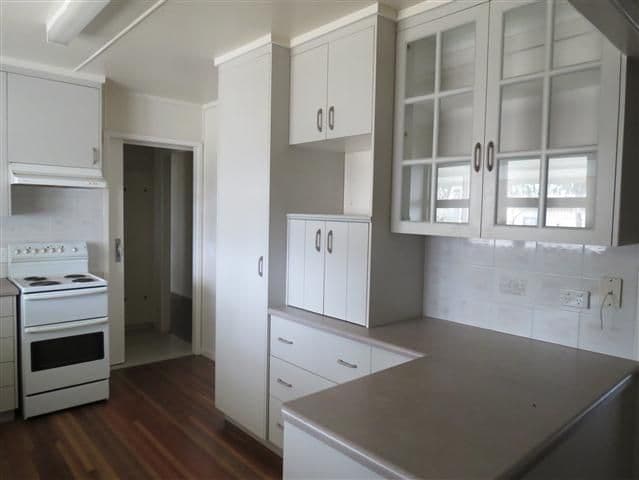 2 Beitz Street, Roma QLD 4455, Roma - Thumbnail 2