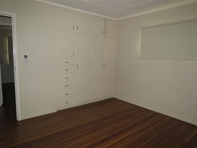 2 Beitz Street, Roma QLD 4455, Roma - Thumbnail 7