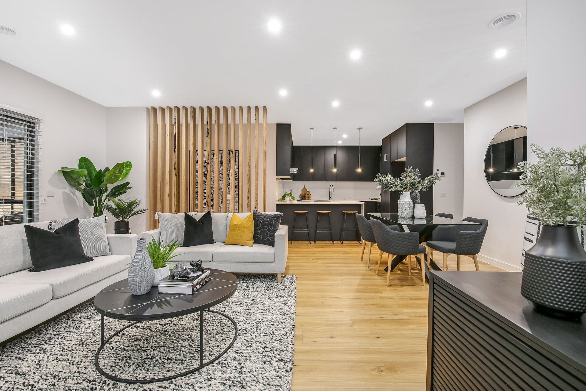 40A Inverness Street, Endeavour Hills VIC 3802, Endeavour Hills - Thumbnail 2