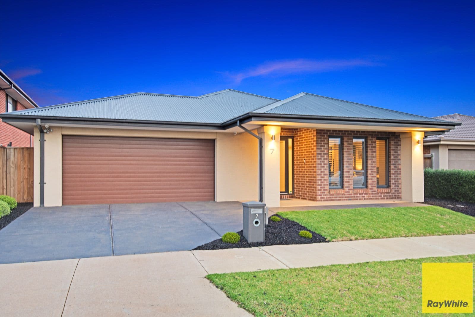 7 Bolte Drive, Truganina VIC 3029, Truganina - Thumbnail 2