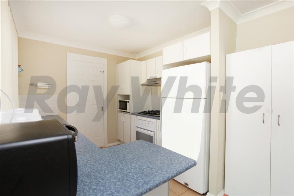1 Corvus Close, GLENMORE PARK NSW 2745, Glenmore Park - Thumbnail 3