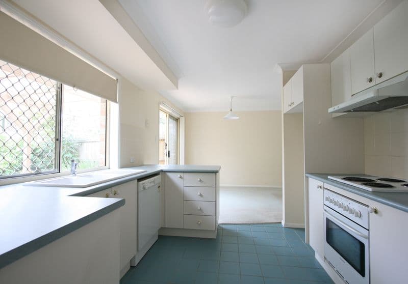 5 Satinwood Court, Moore Park Beach, QLD, 4670, Moore Park Beach - Thumbnail 3