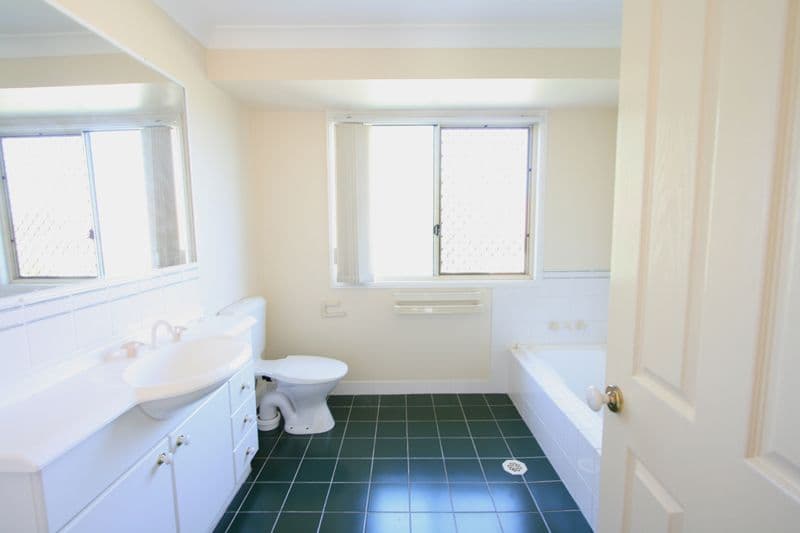 5 Satinwood Court, Moore Park Beach, QLD, 4670, Moore Park Beach - Thumbnail 6