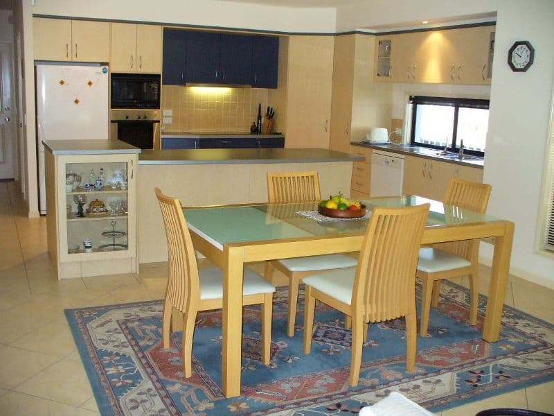 9 Straite Drive, ROBINA QLD 4226, Robina - Thumbnail 5