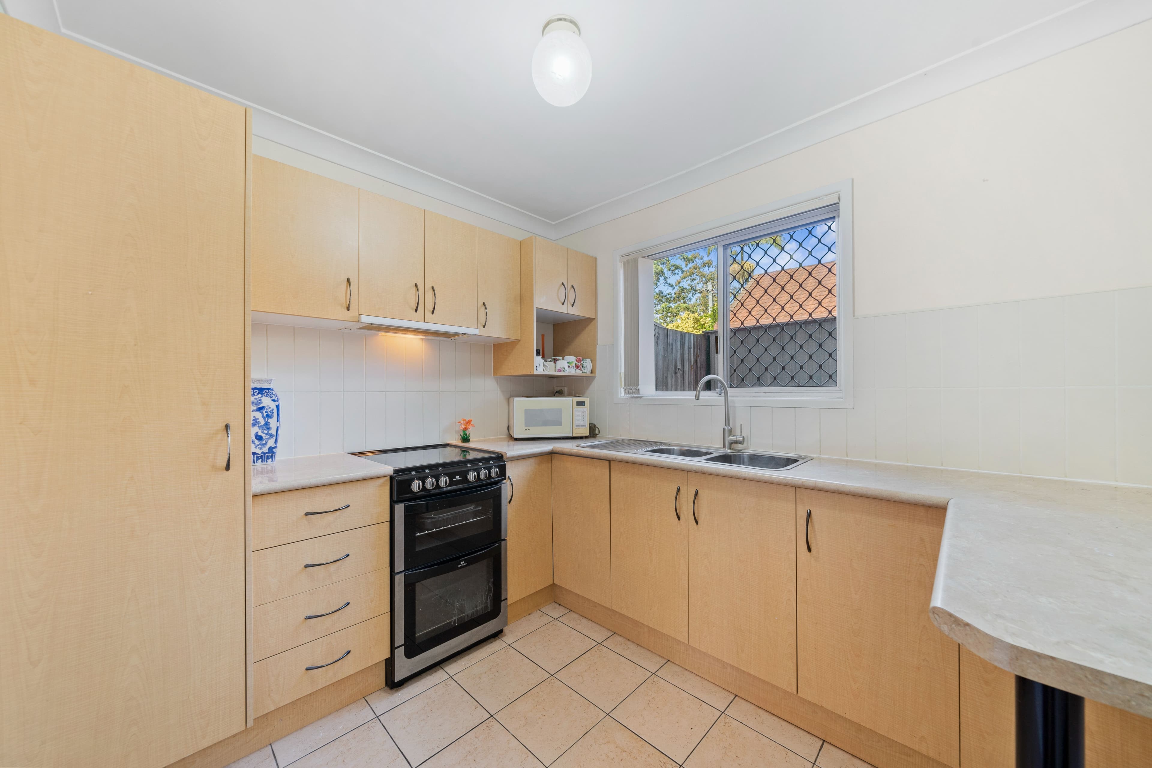 77 Park Road, Slacks Creek QLD 4127, Slacks Creek - Thumbnail 2