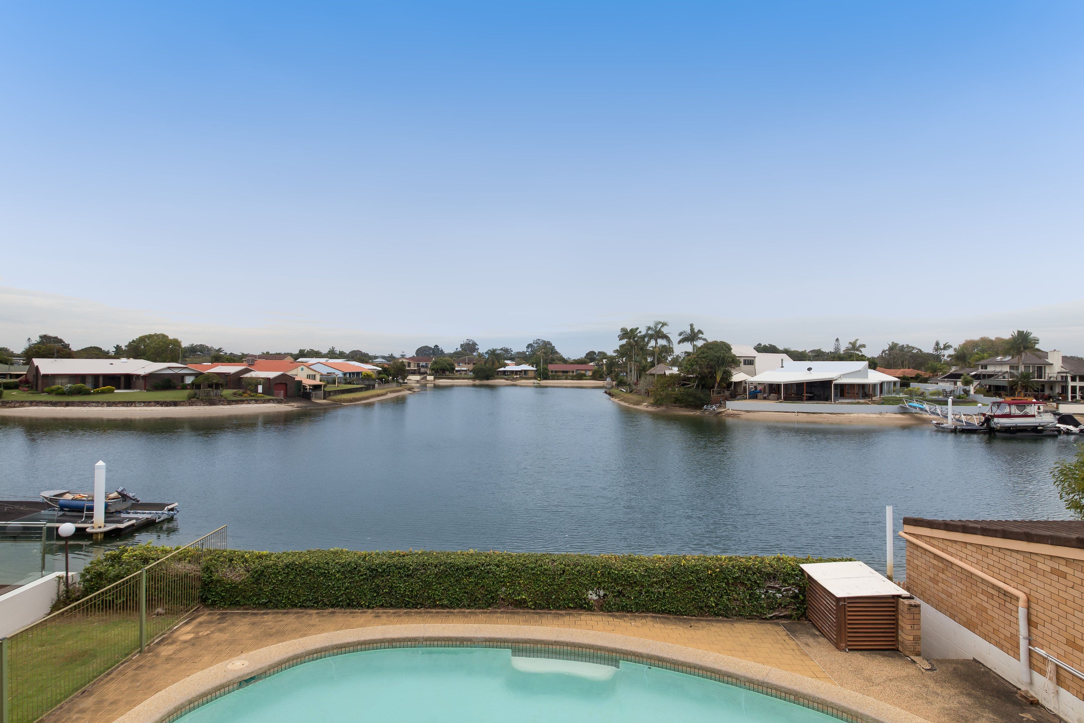 51 Russell Street, TUMUT NSW 2720, Tumut - Thumbnail 2