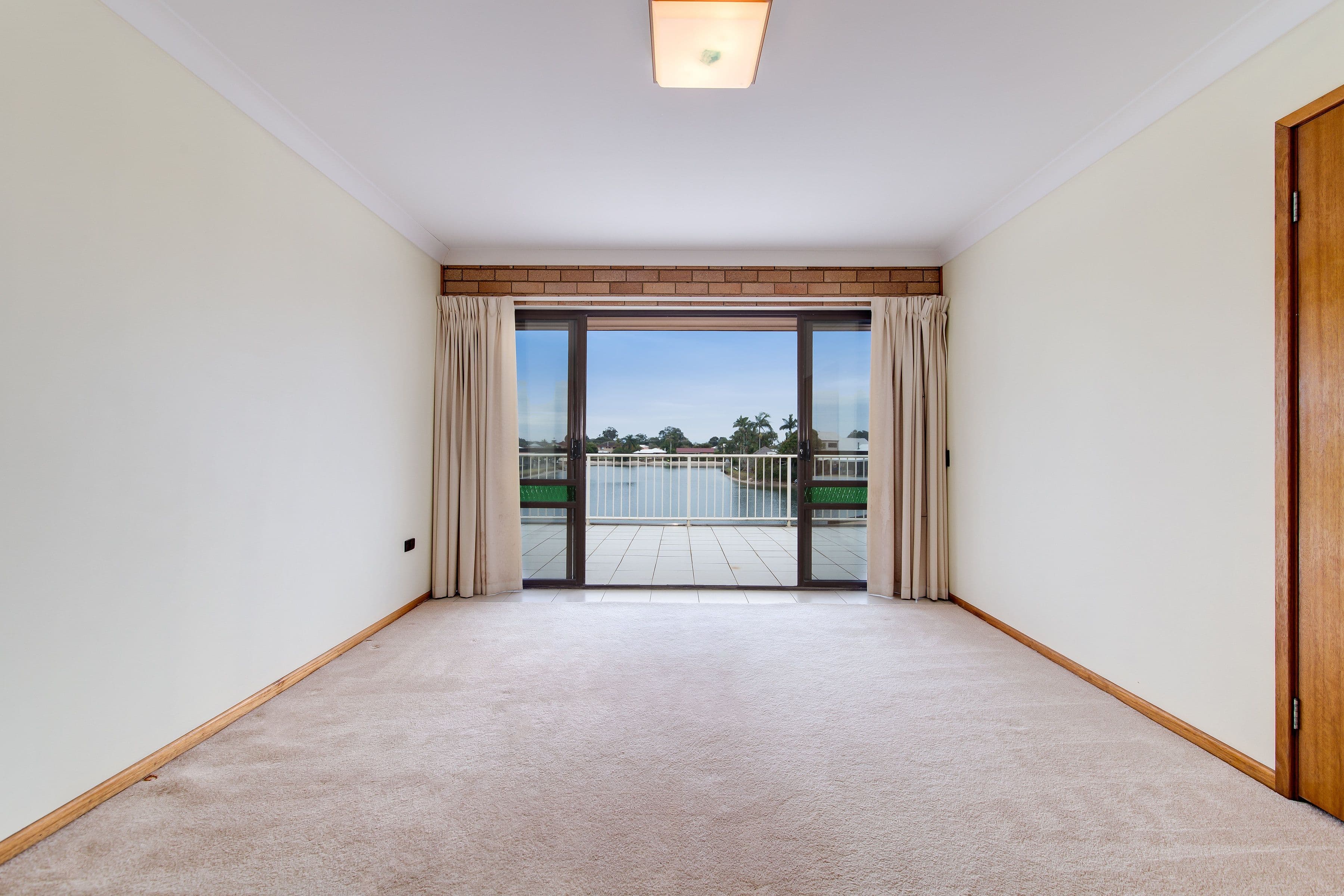 51 Russell Street, TUMUT NSW 2720, Tumut - Thumbnail 4