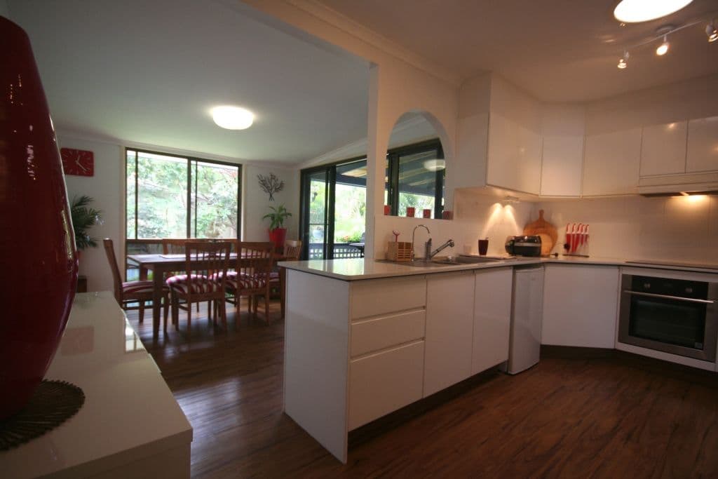 9 Mentone Avenue, BUNDALL QLD 4217, Bundall - Thumbnail 5