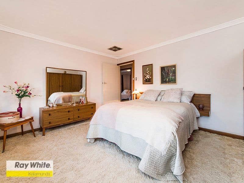 10 Bladon Way, Swan View WA 6056, Swan View - Thumbnail 5