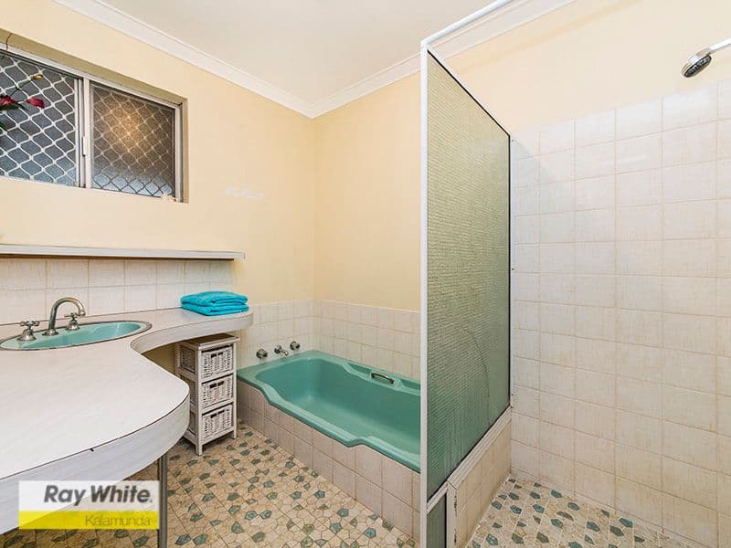 10 Bladon Way, Swan View WA 6056, Swan View - Thumbnail 6