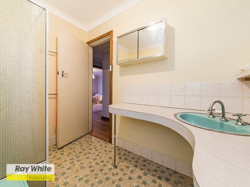 10 Bladon Way, Swan View WA 6056, Swan View - Thumbnail 7