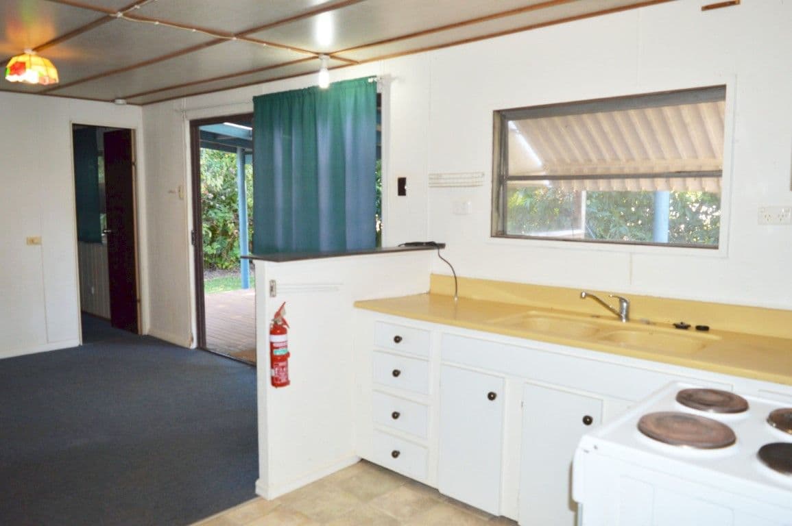 6 Hutchison Close, Mission Beach QLD 4852, Mission Beach - Thumbnail 2