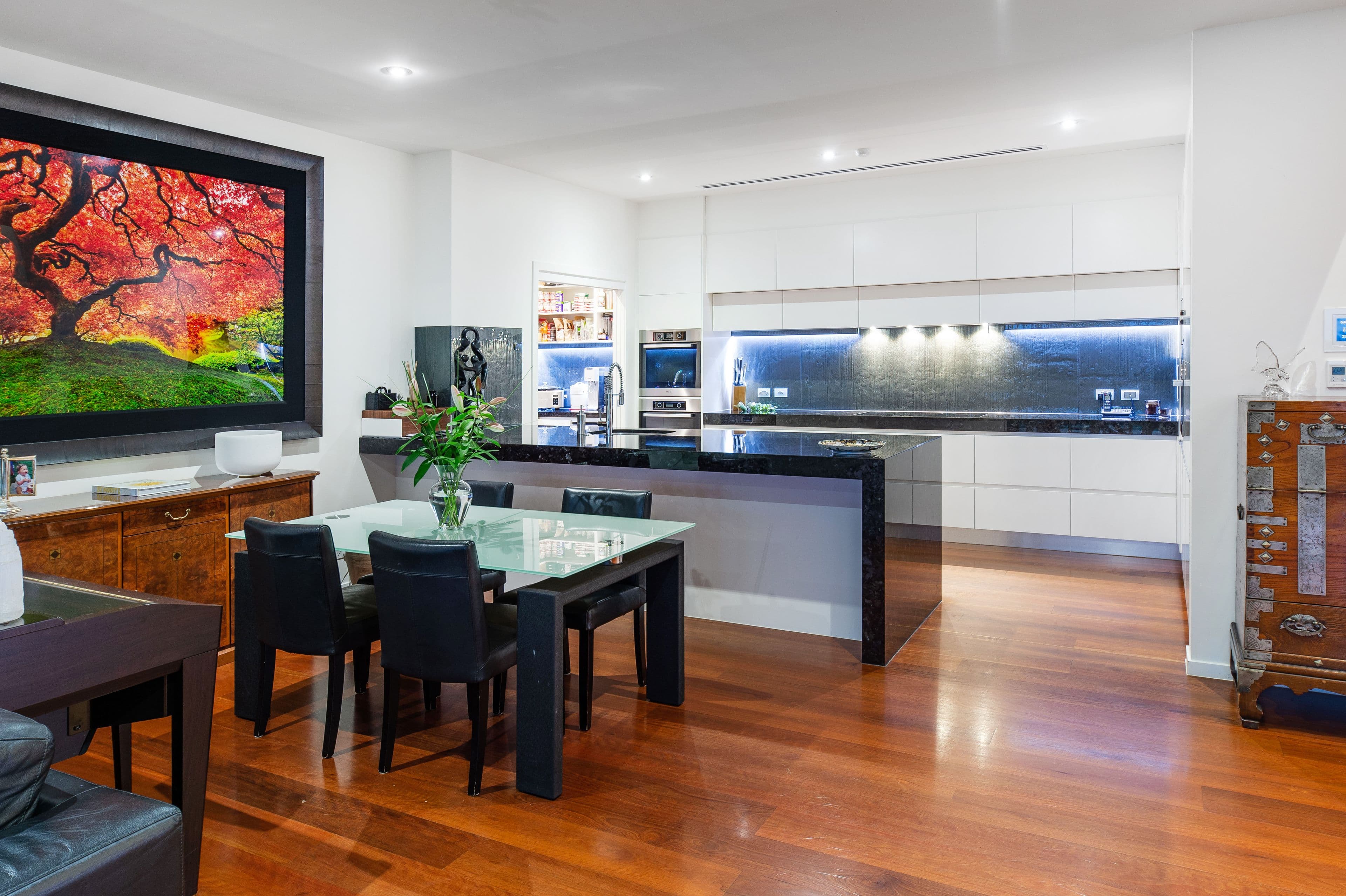 5698 Observation Crescent, Sanctuary Cove QLD 4212, Sanctuary Cove - Thumbnail 6