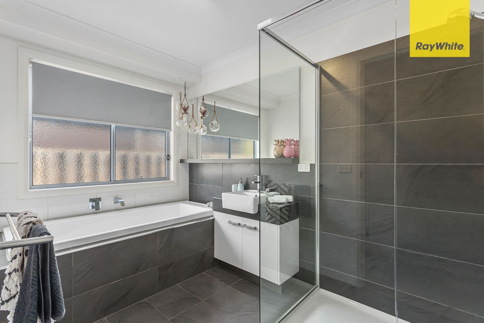 48 Sherwood Avenue, Rosebud VIC 3939, Rosebud - Thumbnail 7