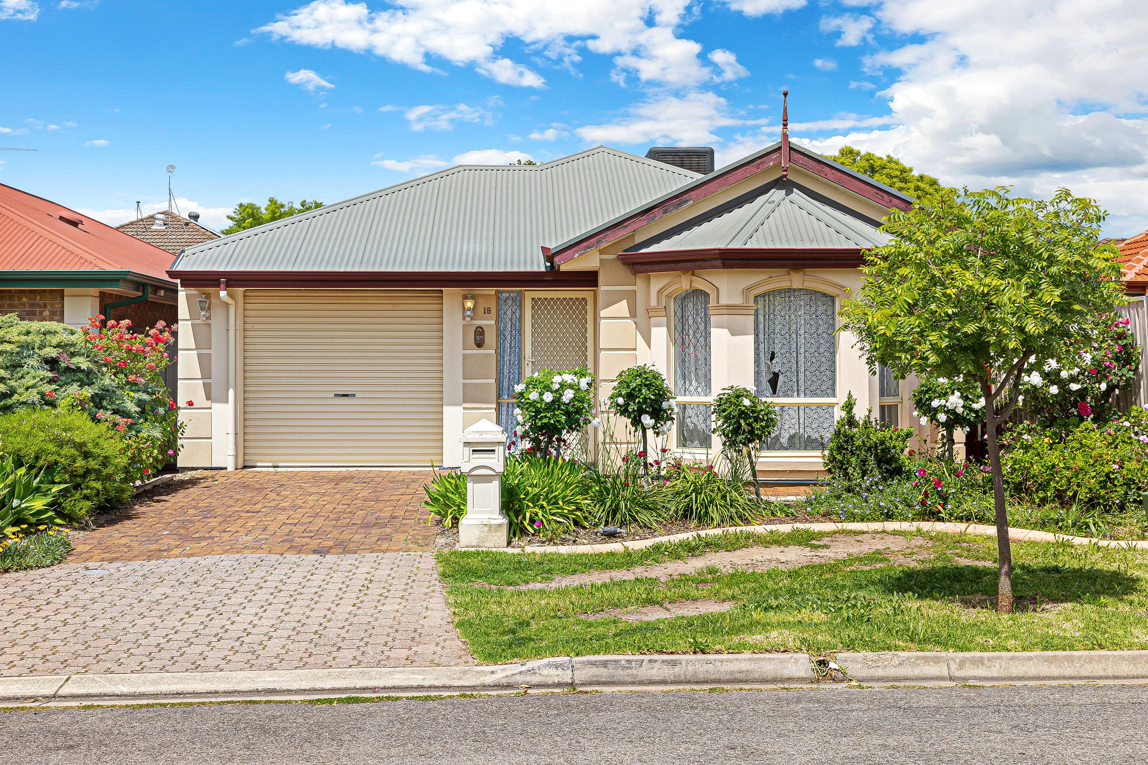 18 Farnborough Street, Oakden SA 5086, Oakden - Image 1