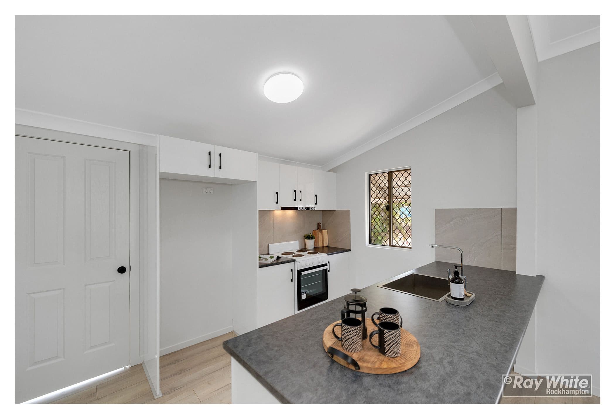 8 Goodson Street, West Rockhampton QLD 4700, West Rockhampton - Thumbnail 4