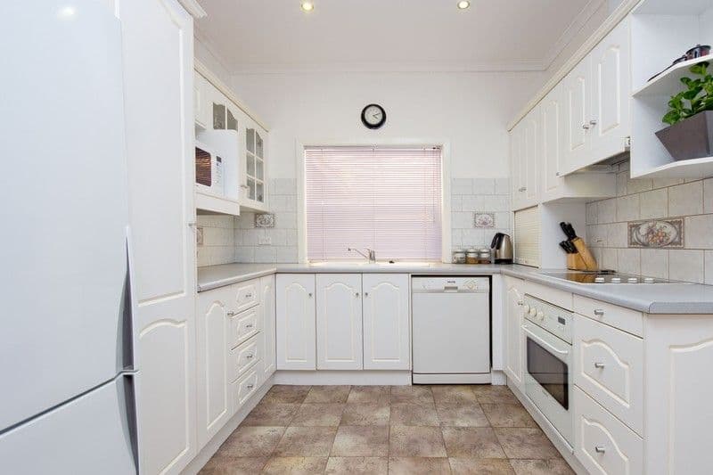 34 Gordon Avenue, CLEARVIEW SA 5085, Clearview - Thumbnail 2