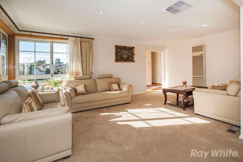 25 Boronia Drive, Glen Waverley VIC 3150, Glen Waverley - Thumbnail 2