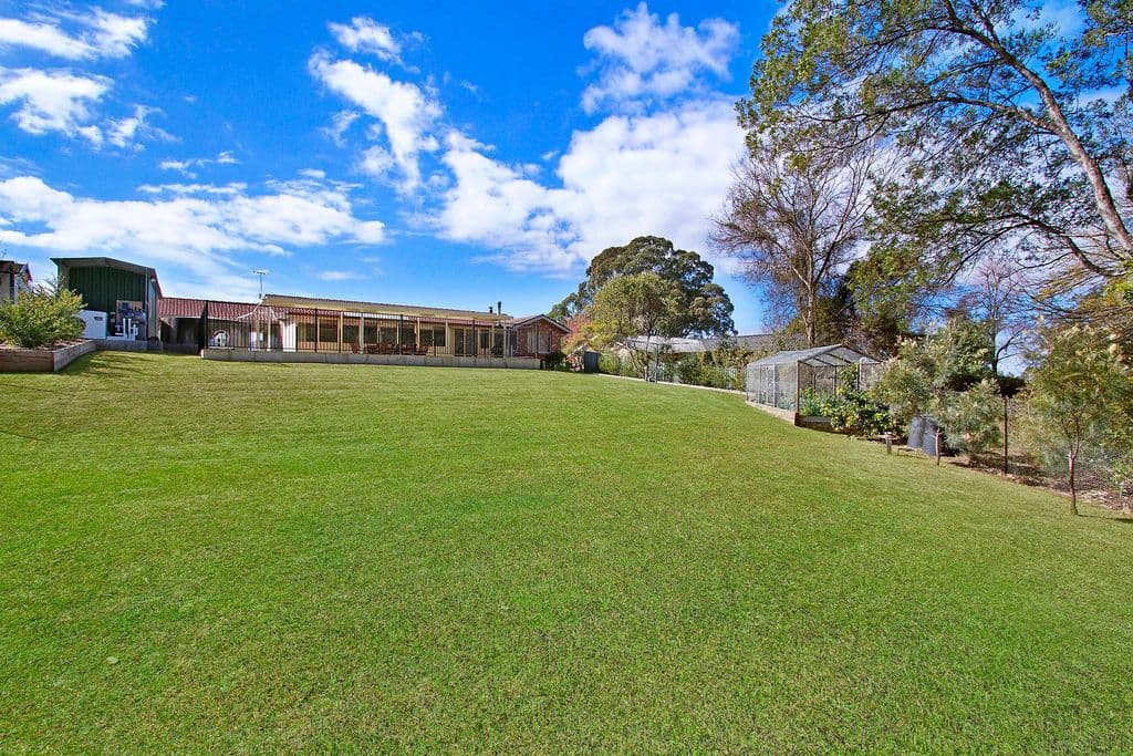 27 Pamela Crescent, BOWEN MOUNTAIN NSW 2753, Bowen Mountain - Thumbnail 4