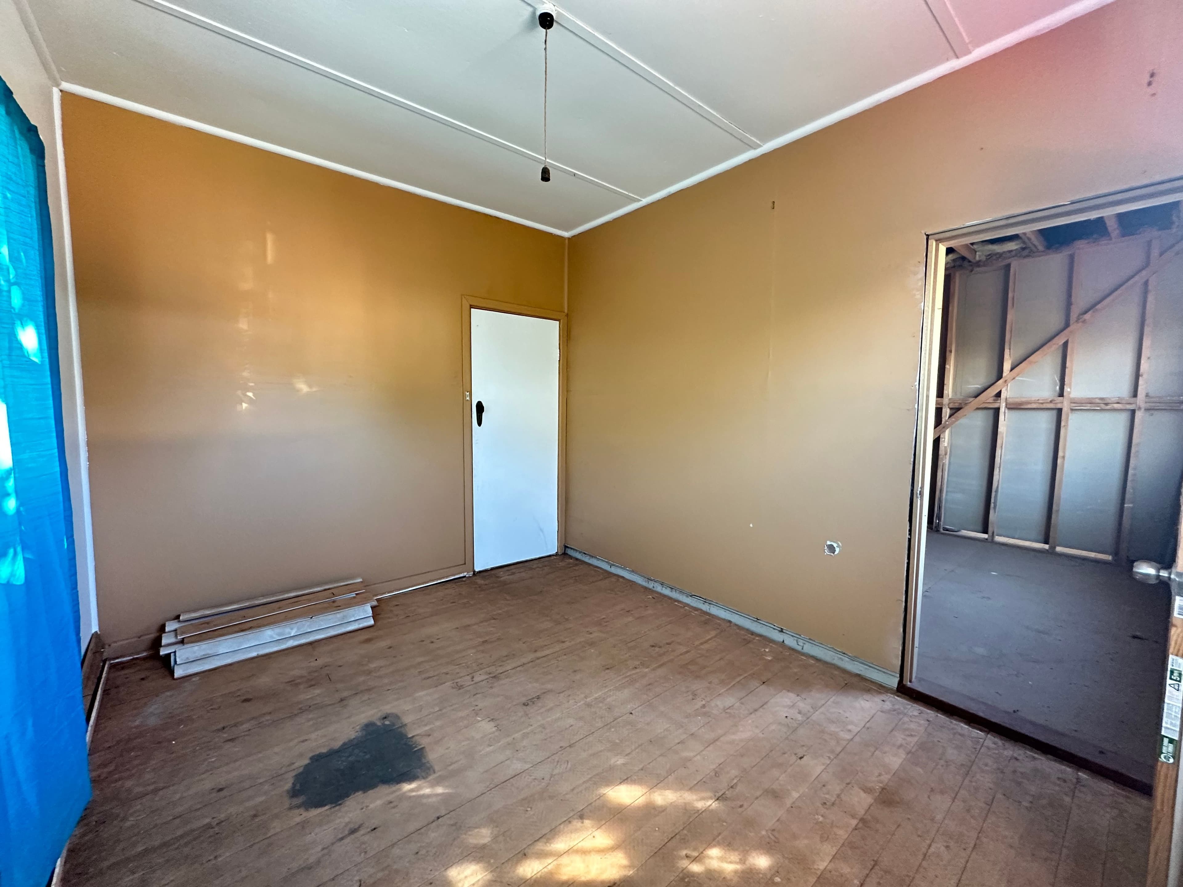 33 Caswell Street, Peak Hill NSW 2869, Peak Hill - Thumbnail 2